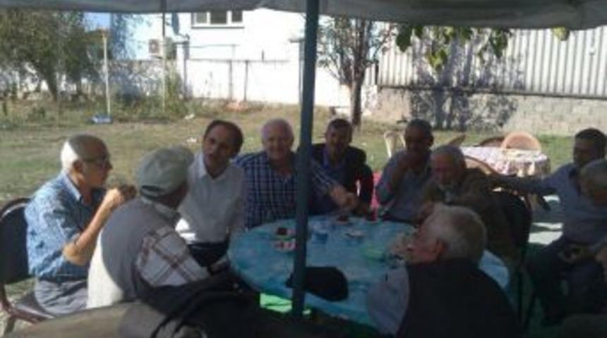 Ecevit Keleş &ldquo;Akyazı&rsquo;yı k&ouml;y olmaktan kurtaracağız&rdquo;