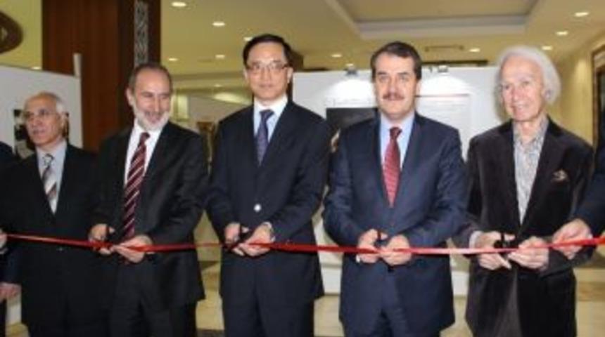 &ldquo;&ccedil;in- T&uuml;rkiye İslam Ve K&uuml;lt&uuml;r Sanat&rdquo; Fotoğraf Sergisi A&ccedil;ıldı