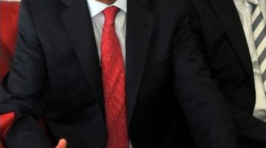 Kılı&ccedil;daroğlu'nun Palalı Saldırgan Tepkisi: