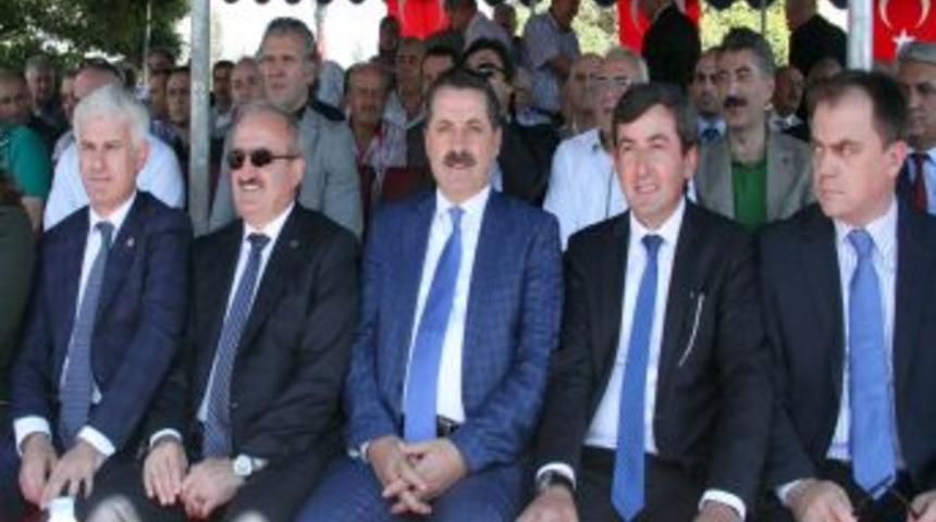 Bakan Faruk &Ccedil;elik: İ&ccedil;eride G&uuml;&ccedil;l&uuml; T&uuml;rkiye Istemeyenler Var