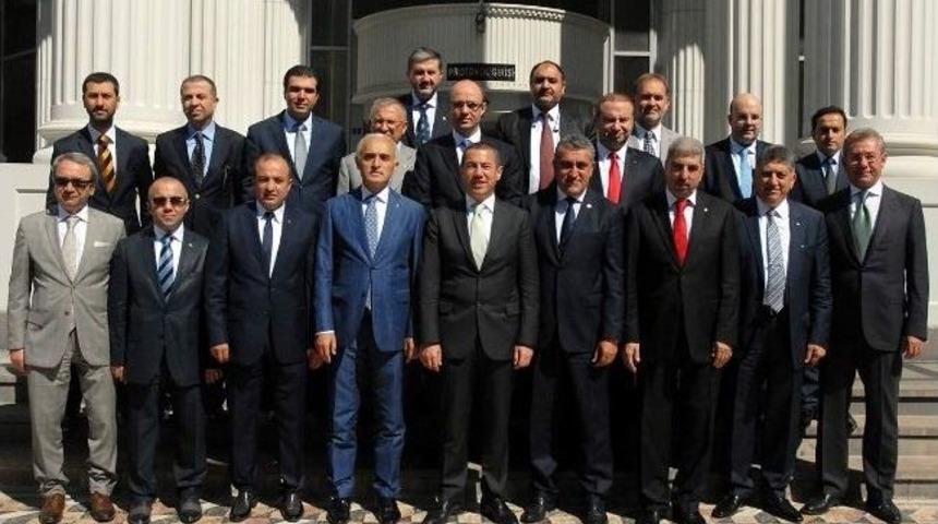 Hollandalı Ve İtalyan Sefler Gaziantep Mutfağı Tanıtıldı