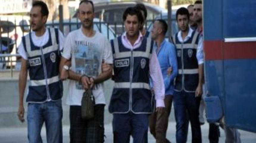 Antalya'da Sahte Kredi Kartı Operasyonu