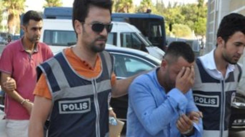 Antalya'da Sahte Kredi Kartı Operasyonu Zanlıları Tutuklandı