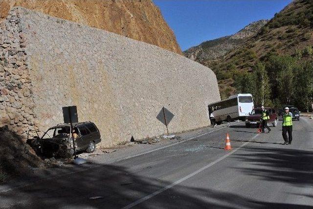 Gümüşhane’de Trafik Kazası: 3 Yaralı