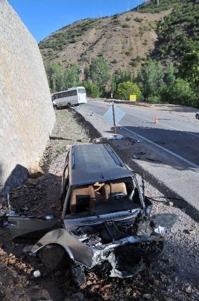 Gümüşhane’de Trafik Kazası: 3 Yaralı