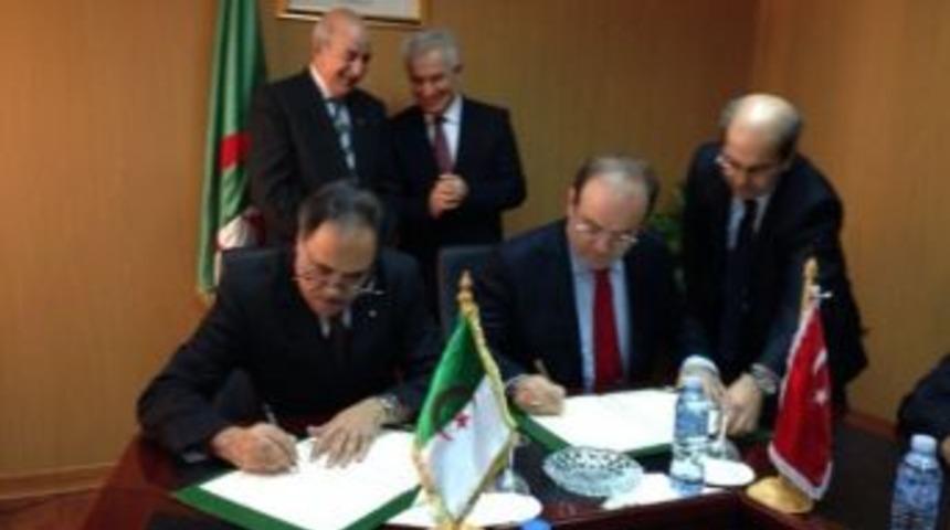 Tika, Cezayir'de Osmanlı Eserine Sahip &Ccedil;ıkıyor