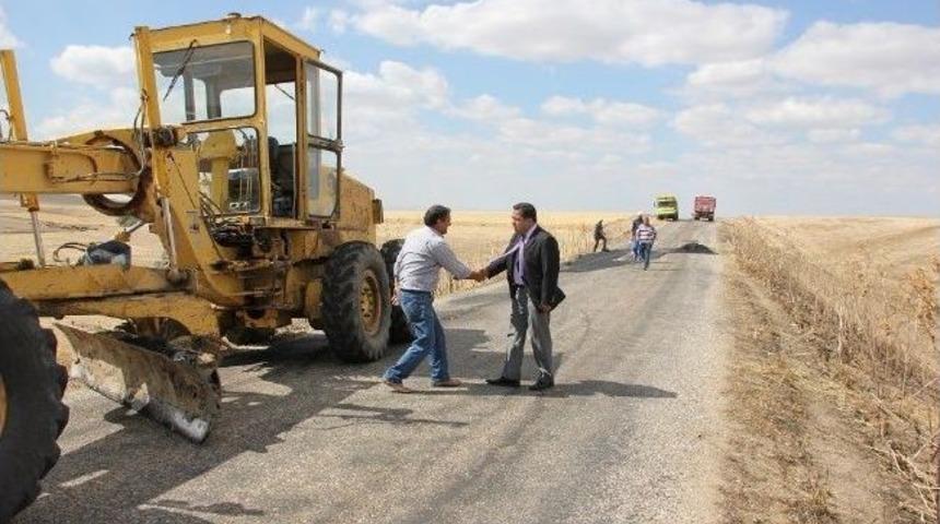 Boğazlıyan Kaymakamı Yol Yapım &Ccedil;alışmalarını İnceledi