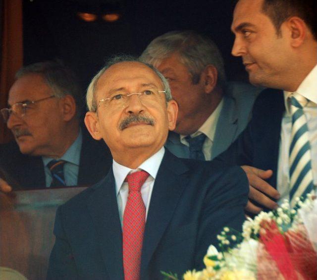 Kılıçdaroğlu, Sözen'i Manavgatlılara, Manavgatlıları Allah'a Emanet Etti