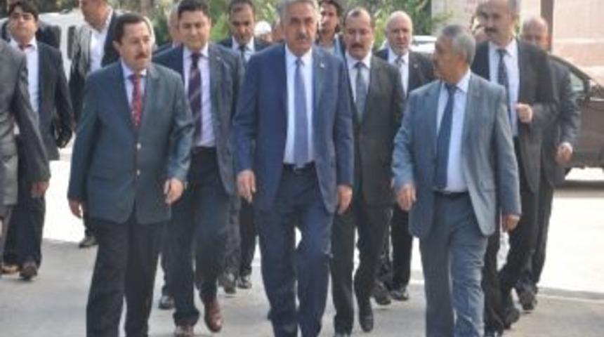 G&uuml;mr&uuml;k Ve Ticaret Bakanı Hayati Yazıcı Afyonkarahisar&rsquo;da (2)