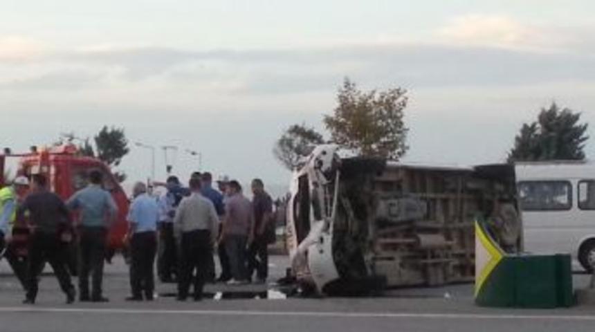 Hasta Taşıyan Ambulans Kaza Yaptı: 7 Yaralı