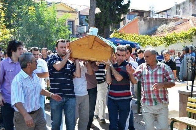 Emekli Banka Müdürü Sinan Yıldırım Ayvalık’ta Yaşamını Yitirdi