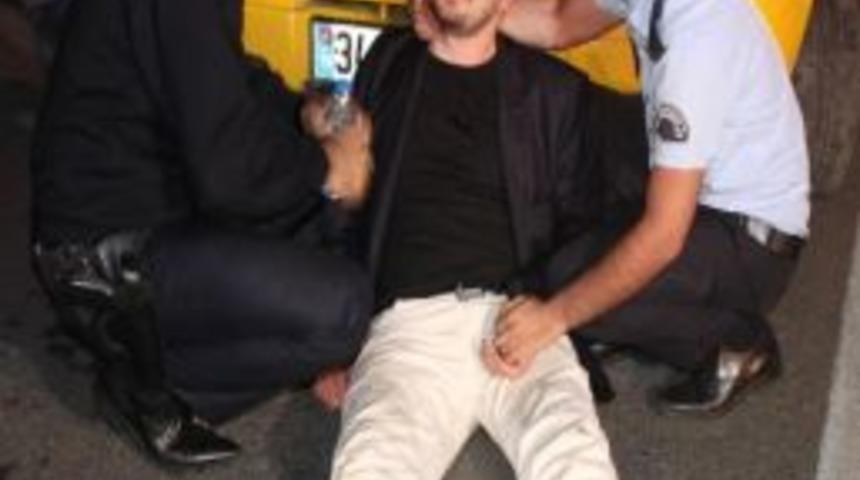 Şişli&rsquo;dek bar &ouml;n&uuml;nde dehşet: 1 &ouml;l&uuml;