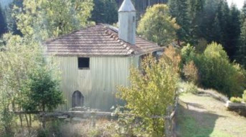 (&ouml;zel Haber) 51 Yıldır Kesintisiz G&uuml;nl&uuml;k Tutuyor