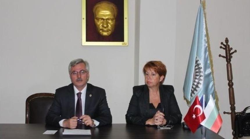 &ldquo;arkadaşlar Ve Komşular Arasında Sınır Tanımayan İ&ccedil; İ&ccedil;e Ge&ccedil;miş K&uuml;lt&uuml;r&rdquo; Projesi Tanıtıldı