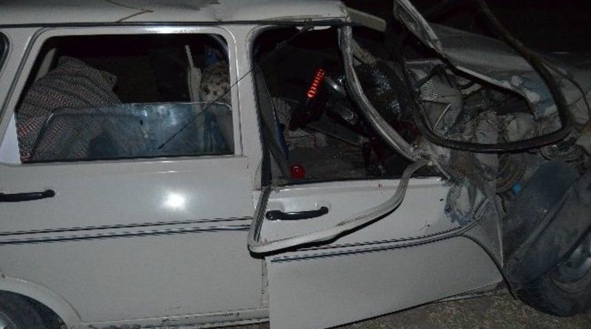 Afyonkarahisar&rsquo;da Trafik Kazası: 4 Yaralı