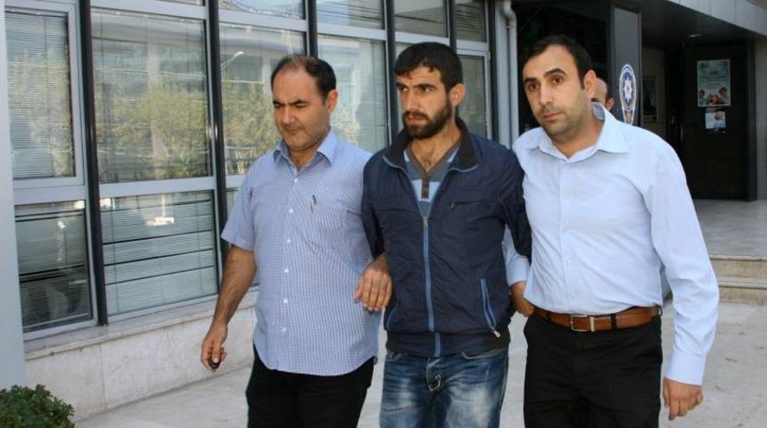 40 Dakikada &Uuml;&ccedil; Kapka&ccedil; Yaptı, Yeni Hedefine Ulaşamadan Yakalandı