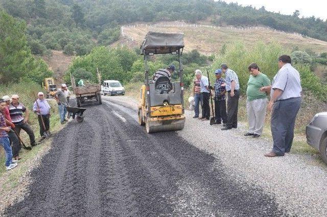 Soma'nın Köy Yollarına 1 Milyon Liralık Bakım Yapıldı