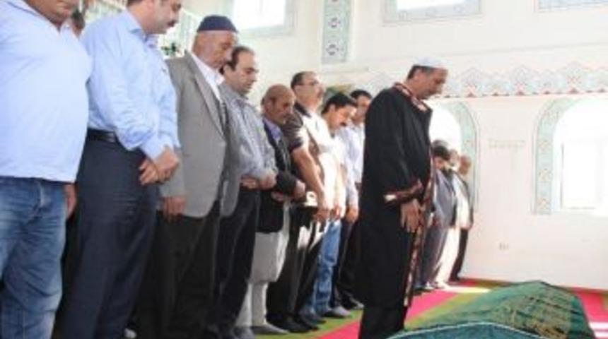 Osman Baydemir'in annesi toprağa verildi