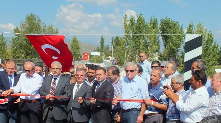 Dur Ge&ccedil; K&ouml;pr&uuml;s&uuml;'n&uuml;n Yenisi Yapıldı