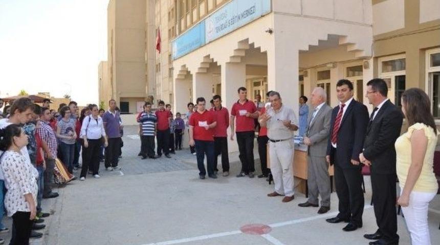 Tekirdağ İtfaiyesinden &Ouml;zel Eğitim Merkezinde Tanıtım Programı