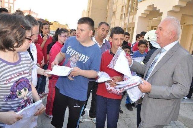 Tekirdağ İtfaiyesinden Özel Eğitim Merkezinde Tanıtım Programı