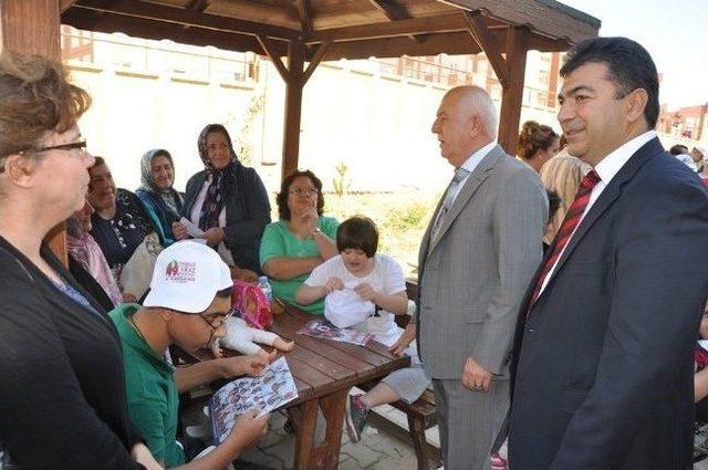 Tekirdağ İtfaiyesinden Özel Eğitim Merkezinde Tanıtım Programı