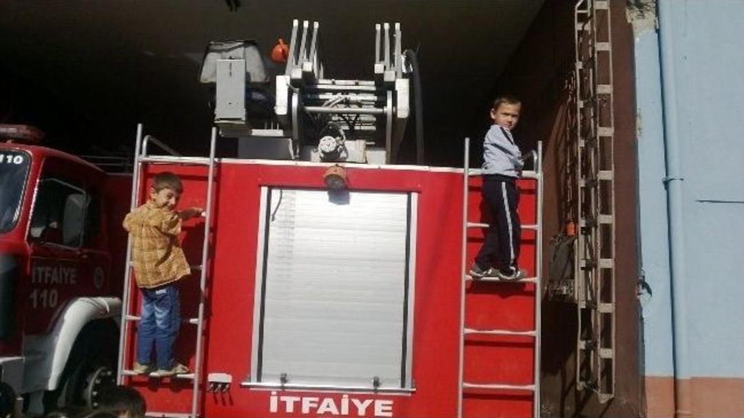 Anaokulu &Ouml;ğrencilerinden İtfaiyeye Ziyaret