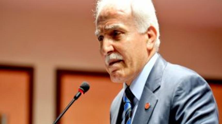 Kamalak: Merhum Erbakan 9.5 Saat Etrafı Sırtlanlarla Çevrili Aslan Gibi Direndi