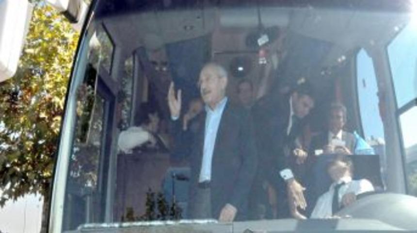 Kılı&ccedil;daroğlu, Mitinge Gitmek I&ccedil;in İstanbul&rsquo;a Geldi