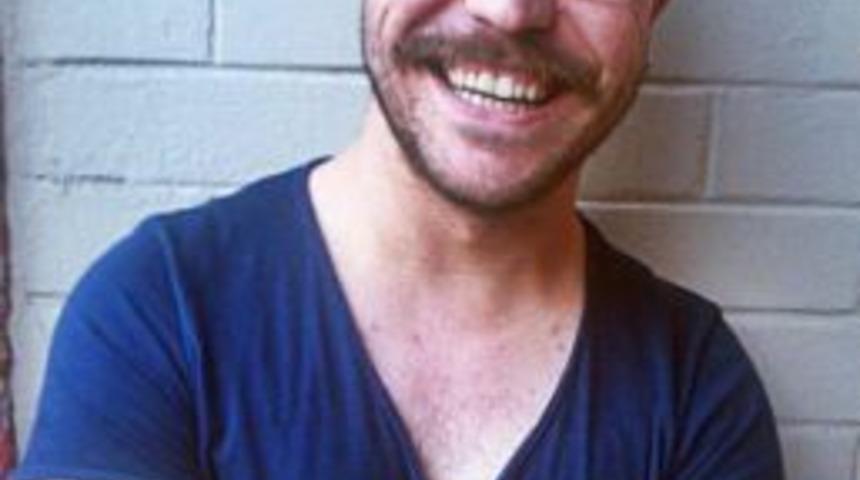 İzmir'de Ayhan Işık Oyunculuk Okulu A&ccedil;ıldı