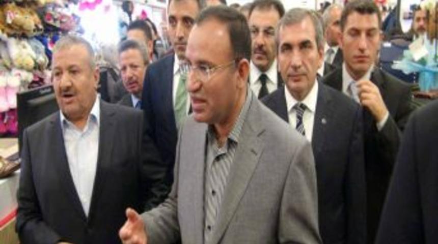 Bozdağ: CHP, Eylem Partisi Haline Geldi