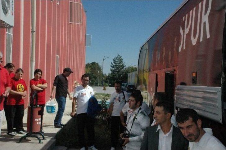 Eskişehirspor Dört Eksikle Kasımpaşa Deplasmanı İçin Yola Çıktı G1