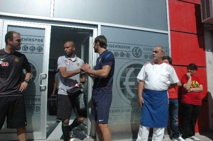 Eskişehirspor Dört Eksikle Kasımpaşa Deplasmanı İçin Yola Çıktı G2