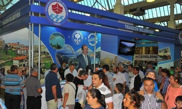 Feshane’de Trabzon Belediyesi Standına Yoğun İlgi