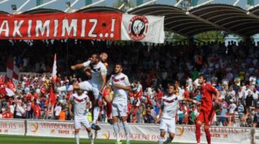 Balıkesirspor: 4 - 1461 Trabzon: 0