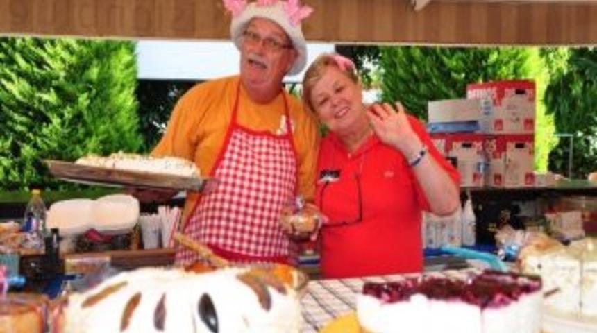 Alanya’da Yaşayan Yabancılardan Öğrenciler İçin Kermes