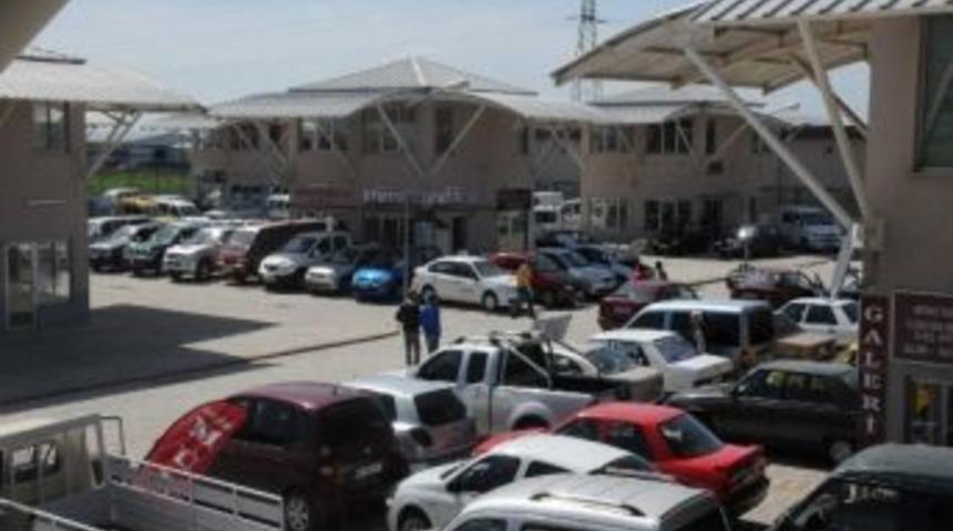 İkinci El Oto Pazarı Yeni Yerinde