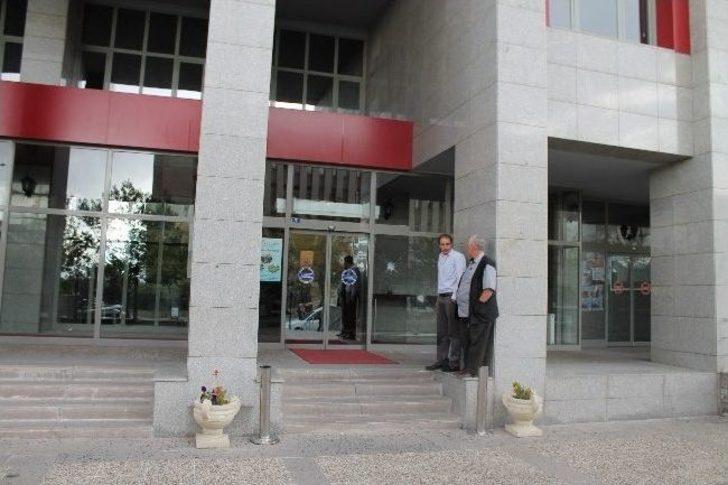 Erzurum Adliyesi'ne baltalı saldırı G5