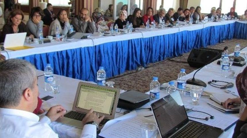 Van&rsquo;da Toplumu Barışa Hazırlamak İ&ccedil;in Kadınlarla Toplantı Yapıldı