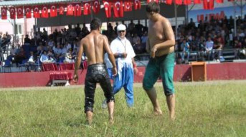 3 Katı Olan G&uuml;reş&ccedil;iyi Puan Farkı Ile Yendi