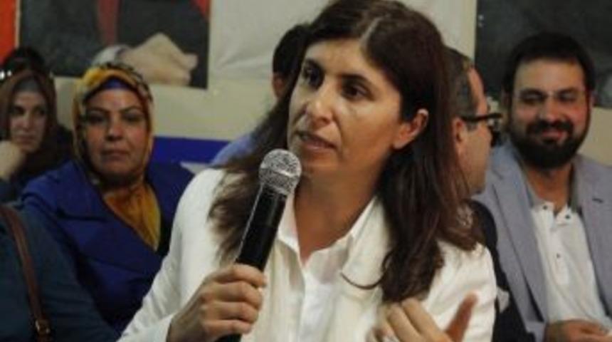 Ak Parti Sur İl&ccedil;e Danışma Meclisi Yapıldı