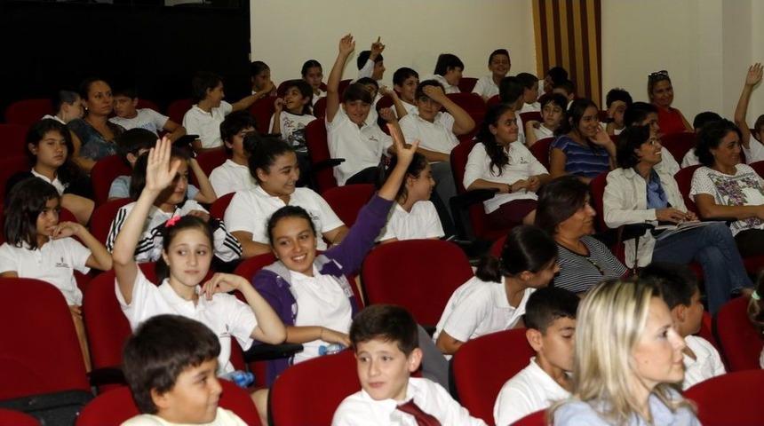 "Abur Cubur Yerine Doğal Gıdalar T&uuml;ketin"