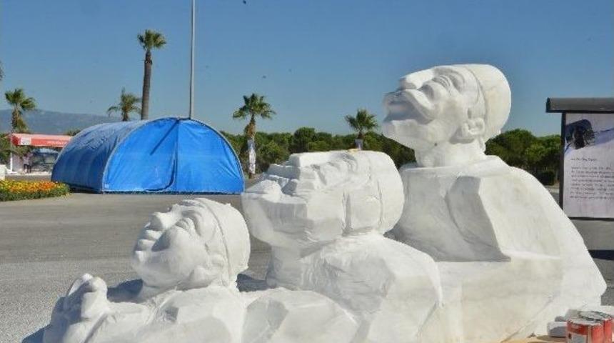 Dünya Sanatçıları İzmir’de