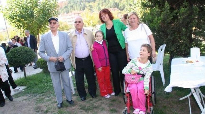 Devrek Engelliler Derneginden Dayanışma Kahvaltısı