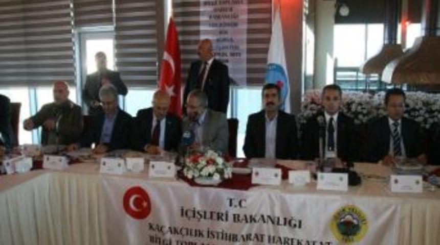 Iğdır&rsquo;da Ka&ccedil;ak&ccedil;ılık İstihbarat Toplantısı Kurulu Yapıldı