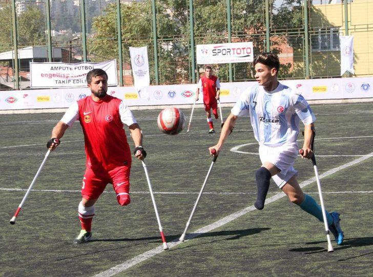Engellerine Takılmayan Ampute Futbolcular Fileleri Havalandırdı G2