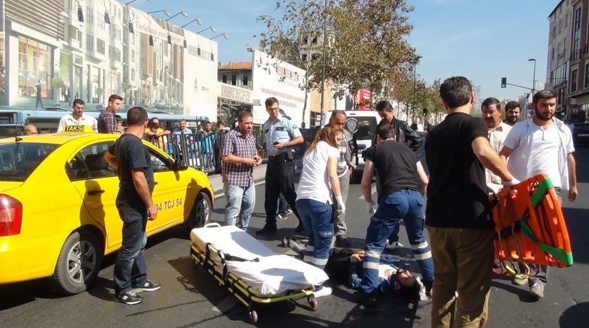 Trafik Işıklarına Kadar Yürümeyince Canından Olacaktı