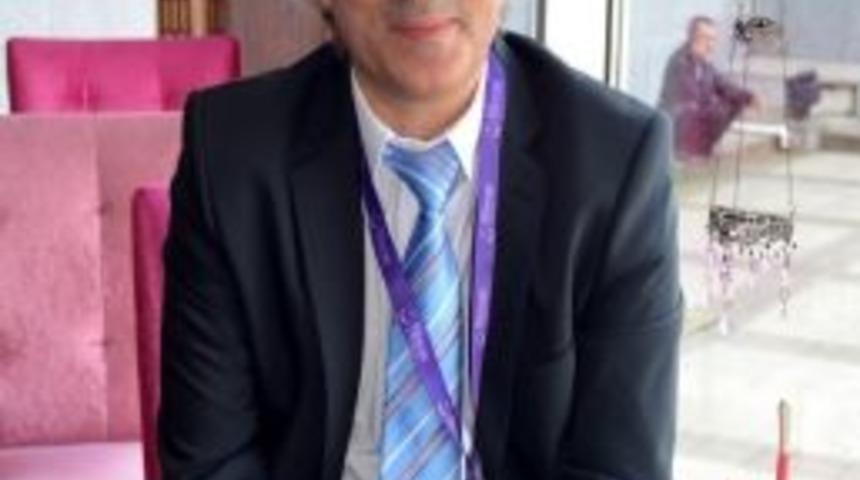 Prof.dr. &Ouml;zkan: &ldquo;para, Alt Yapı, Ekip Var Ama Bağış Oranı D&uuml;ş&uuml;k&rdquo;