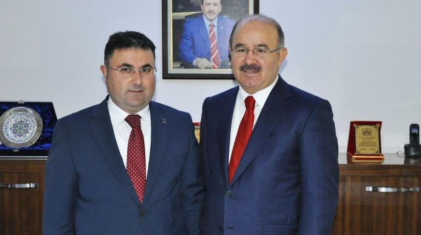 Hüseyin Çelik, Başbakanın '3 Kişi Bize Ihanet Etti' Sözünü Değerlendirdi