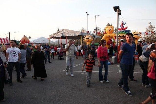 Bursa’da Balkan Panayırı Coşkusu